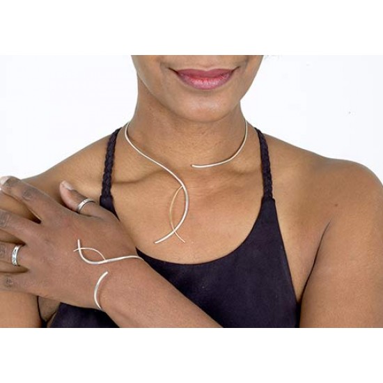 Abundant Life! Neck Bangle